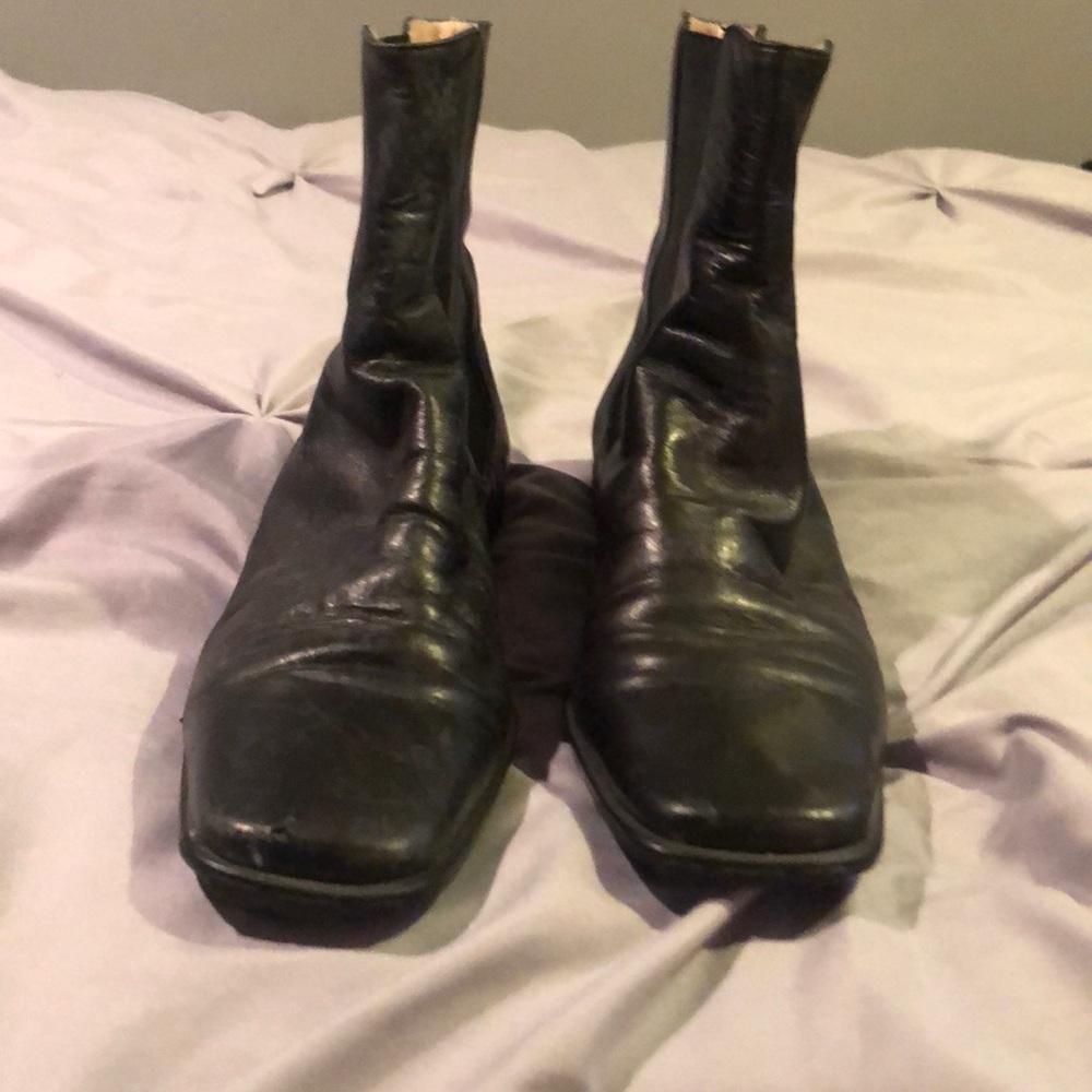 Chanel leather booties - Picture 3 of 7